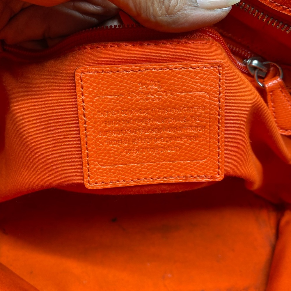 Orange coach tote - Picture 5 of 11